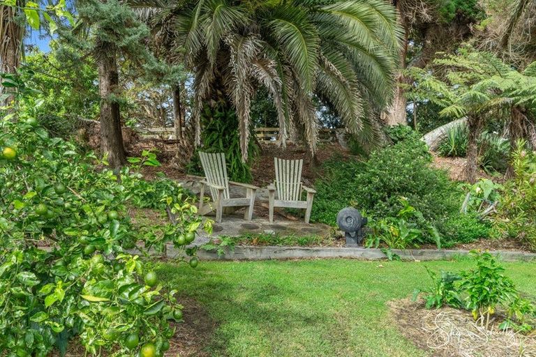 Photo of property in 624 Golden Stairs Road, Mareretu, Maungaturoto, 0589