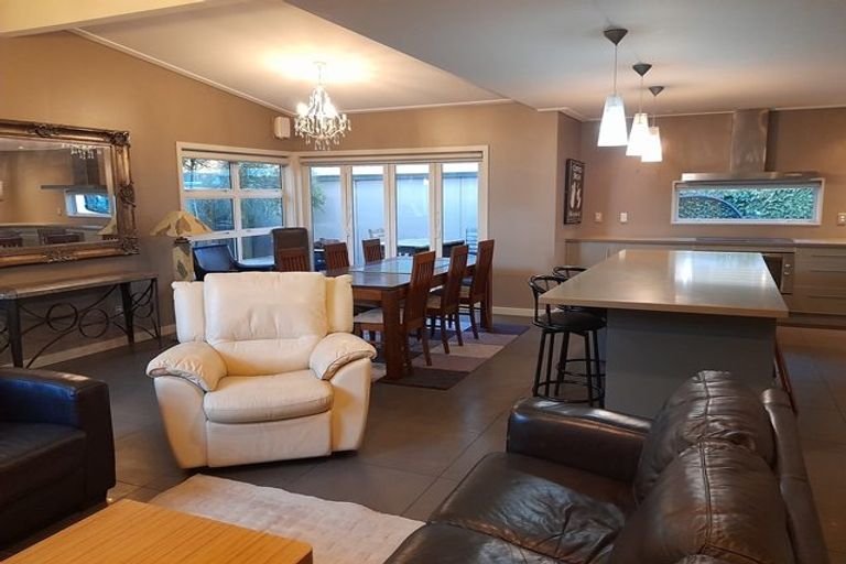 Photo of property in 176c Fitzherbert Avenue, West End, Palmerston North, 4410