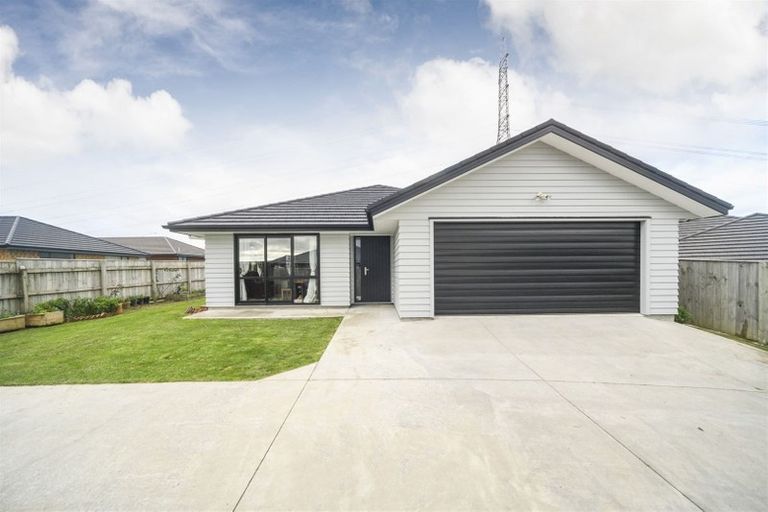 Photo of property in 15 Varsity Heights, Fitzherbert, Palmerston North, 4410
