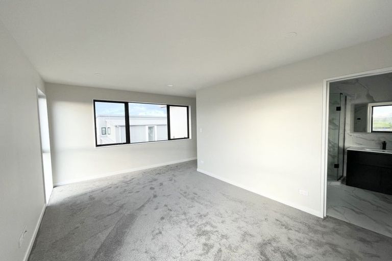 Photo of property in 20 Kapehu Road, Silverdale, 0932