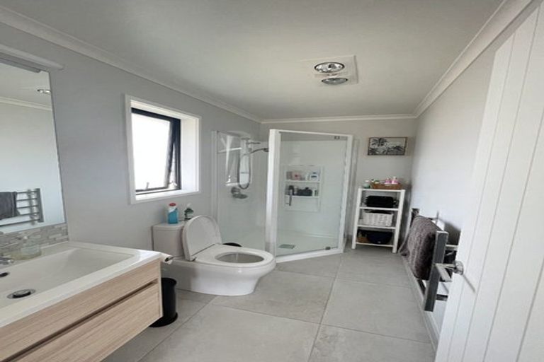 Photo of property in 22 Calder Crescent, Pokeno, 2402