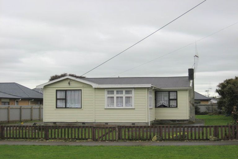 Photo of property in 142 Queen Street West, Levin, 5510