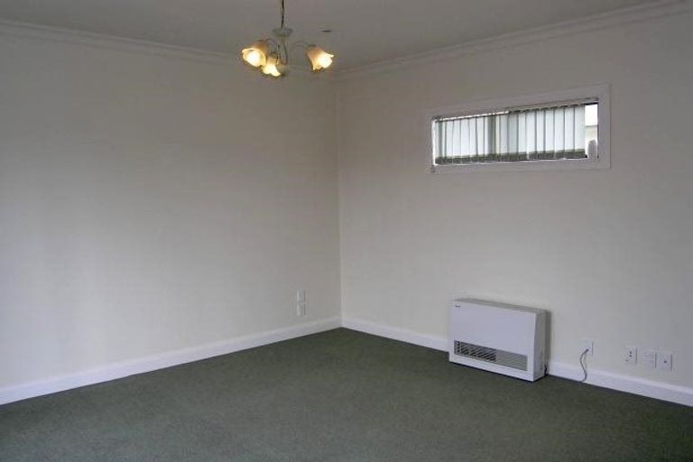 Photo of property in 30 Argentine Avenue, Miramar, Wellington, 6022