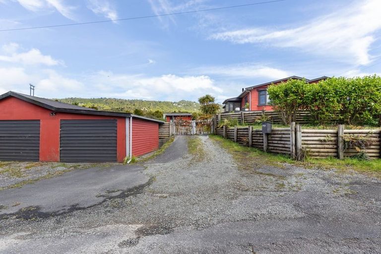 Photo of property in 751 Seven Mile Road, Runanga, 7803