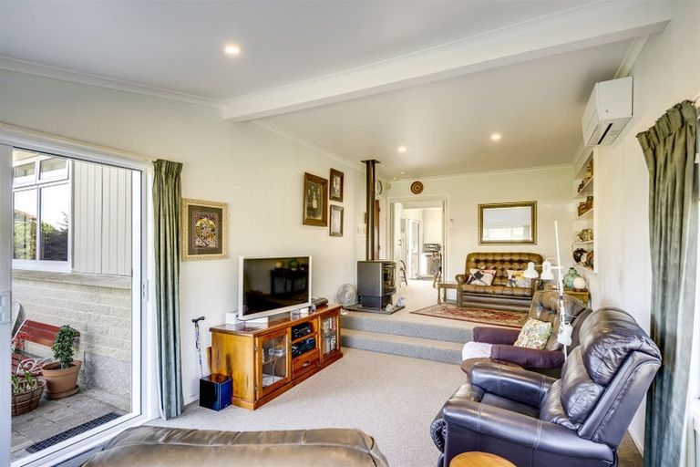 Photo of property in 18 Plunket Street, Tamatea, Napier, 4112