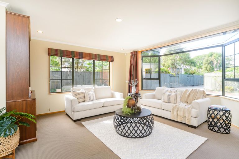Photo of property in 7a Palm Avenue, Hokowhitu, Palmerston North, 4410