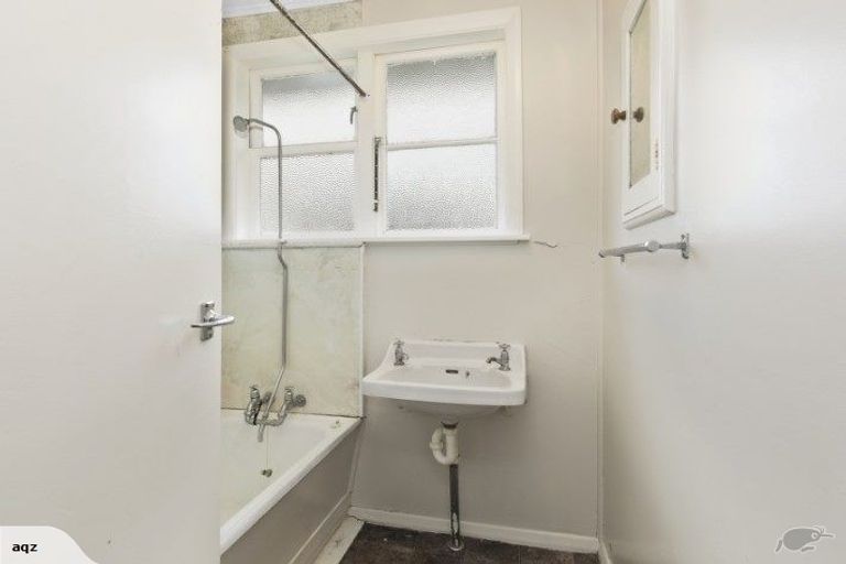 Photo of property in 3 Fisk Street, Naenae, Lower Hutt, 5011