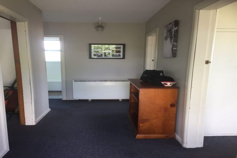 Photo of property in 33 Colwyn Street, Bryndwr, Christchurch, 8053