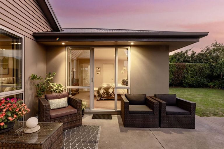 Photo of property in 20 James Hight Drive, Halswell, Christchurch, 8025