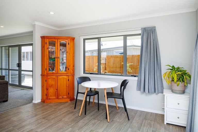 Photo of property in 29 Wescombe Grove, Feilding, 4702