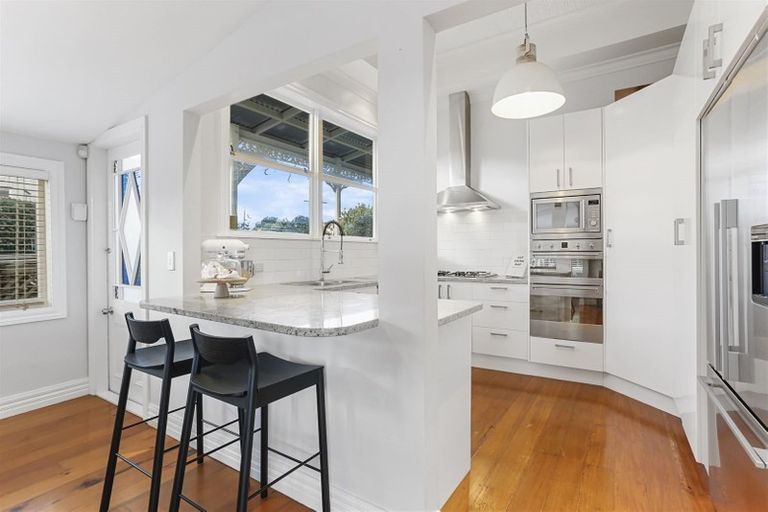 Photo of property in 26 Mariposa Crescent, Birkenhead, Auckland, 0626