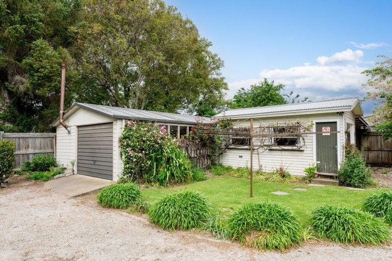 Photo of property in 9 Holyhead Street, Outram, 9019