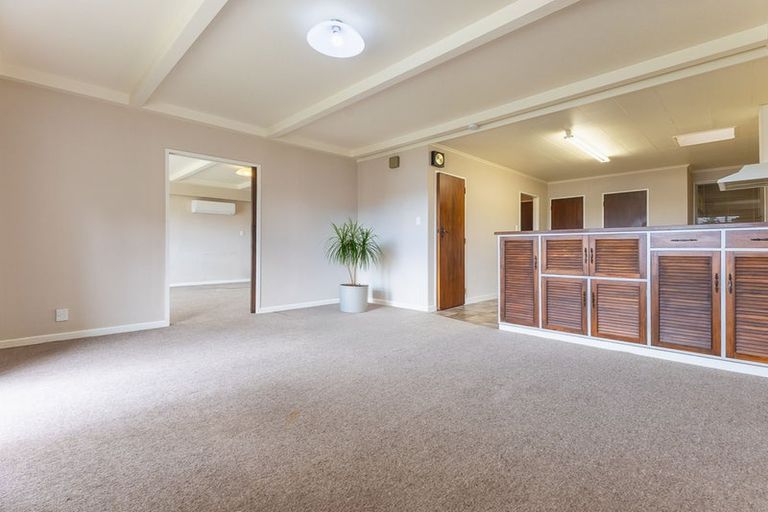 Photo of property in 5 Middleton Road, Paraparaumu Beach, Paraparaumu, 5032