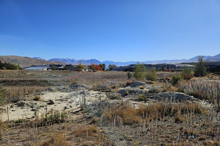 Photo of property in 18 Mistake Drive, Lake Tekapo, 7999
