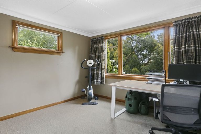 Photo of property in 27 Church Hill Road, Green Island, Dunedin, 9018