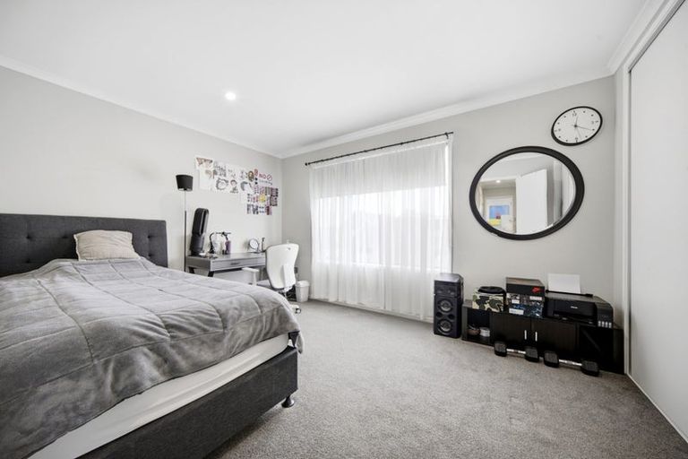 Photo of property in 117 Hobsonville Point Road, Hobsonville, Auckland, 0616