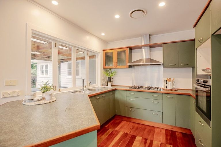 Photo of property in 51 Eatwell Avenue, Paraparaumu Beach, Paraparaumu, 5032