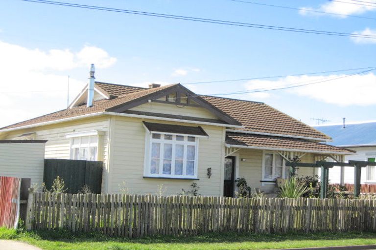 Photo of property in 32 Cuba Street, Marton, 4710