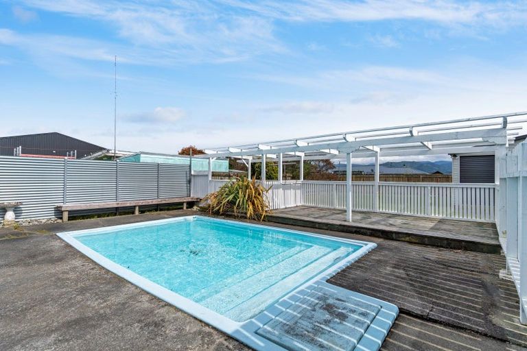 Photo of property in 382 High Street South, Carterton, 5713