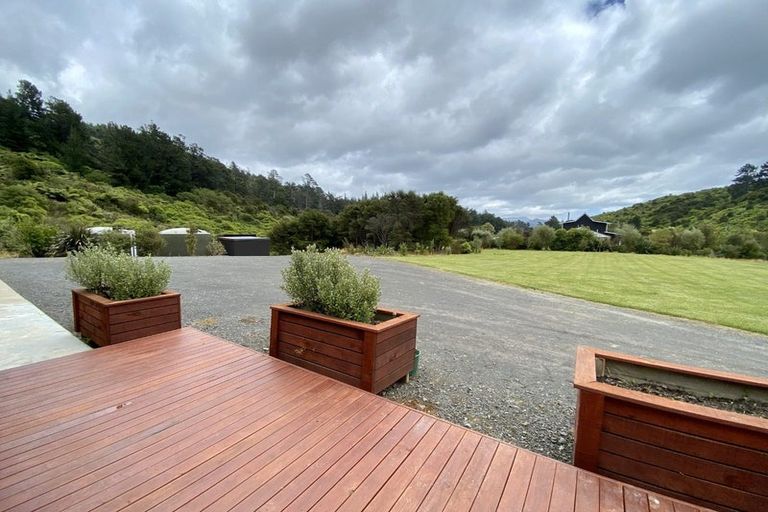 Photo of property in 120 Boons Valley Road, Waikawa, Picton, 7220
