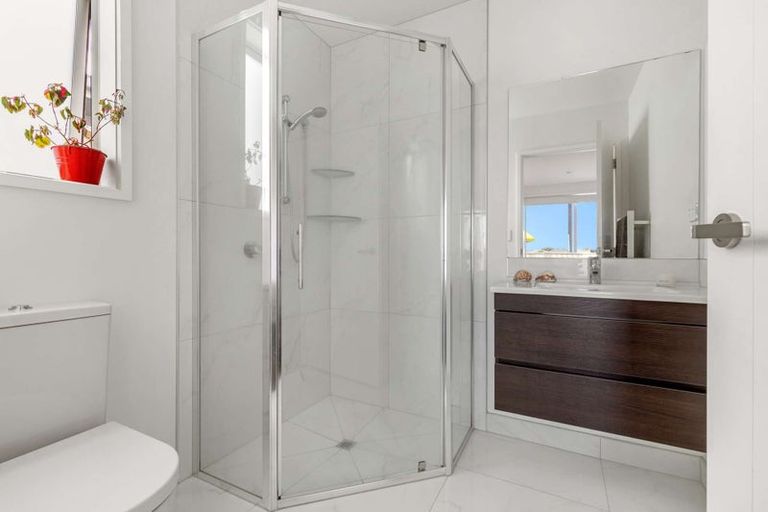 Photo of property in 12 Franks Way, Papamoa Beach, Papamoa, 3118