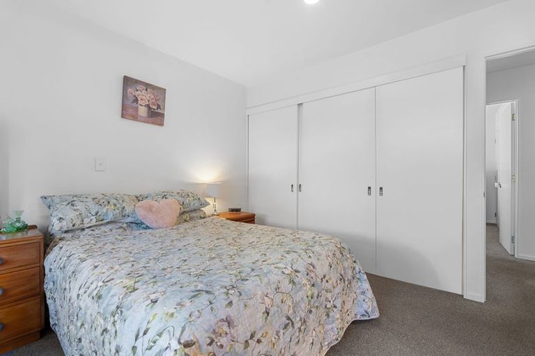 Photo of property in 2/454 Hibiscus Coast Highway, Orewa, 0931