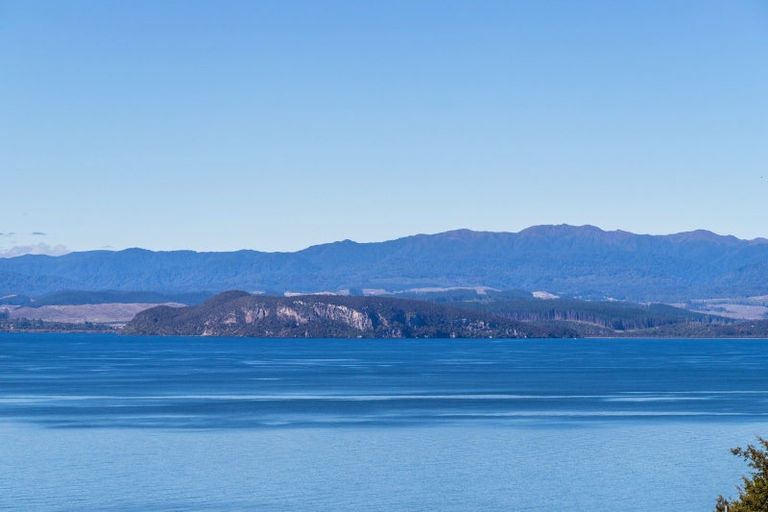 Photo of property in 39 Hinekapi Terrace, Kuratau, Turangi, 3381