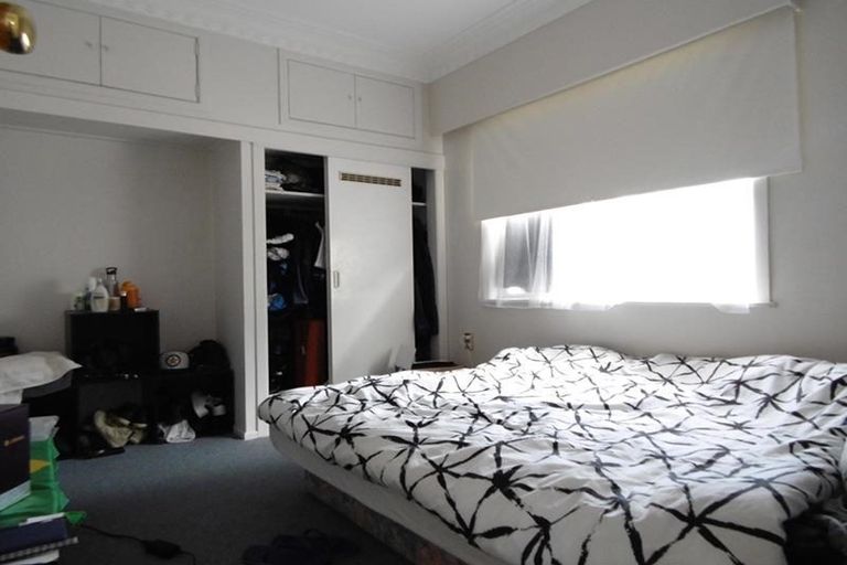 Photo of property in 130 Archibald Road, Kelston, Auckland, 0602