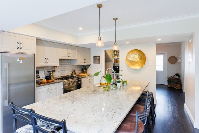 Photo of property in 73 Jickell Street, Hokowhitu, Palmerston North, 4410