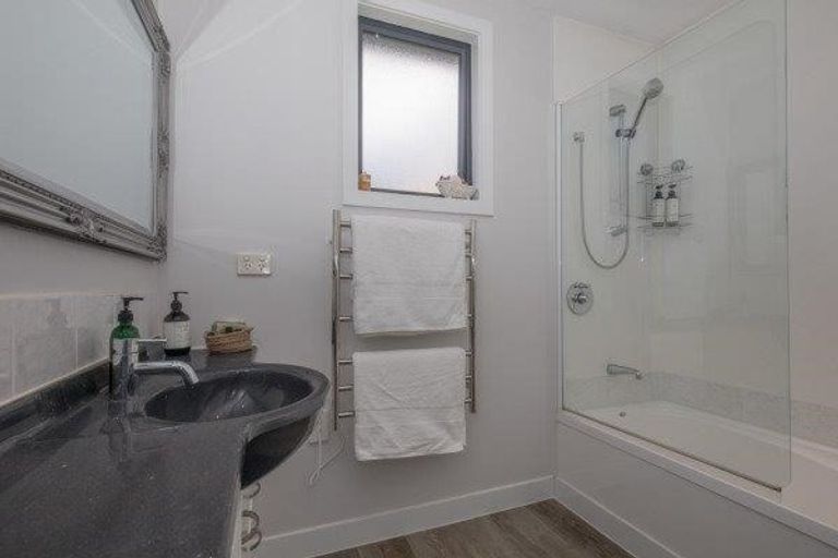 Photo of property in 25 Frye Crescent, Albert Town, Wanaka, 9305