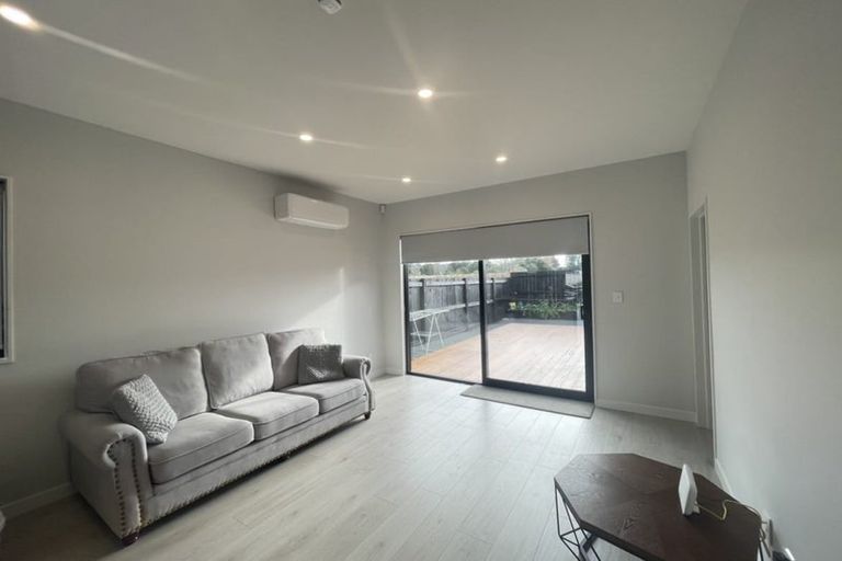 Photo of property in 9 Pilot Drive, Hobsonville, Auckland, 0616