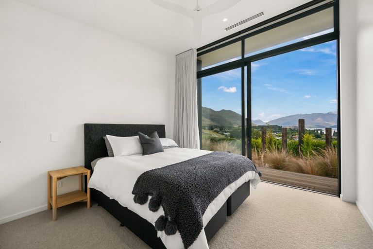 Photo of property in 11 Ruby Ridge, Wanaka, 9305