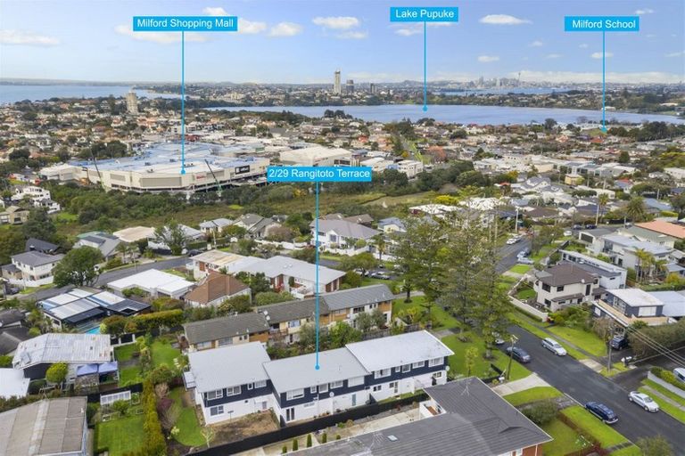 Photo of property in 2/29 Rangitoto Terrace, Milford, Auckland, 0620