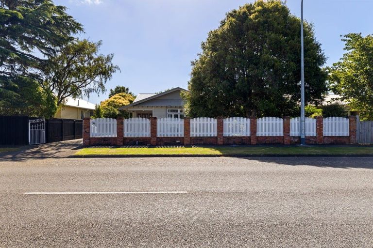 Photo of property in 39 Roy Street, Palmerston North, 4410
