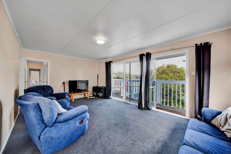 Photo of property in 51d Omata Road, Marfell, New Plymouth, 4310