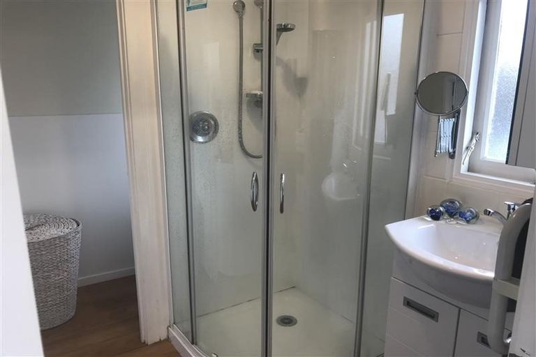 Photo of property in 3/1 Glen Road, Browns Bay, Auckland, 0630