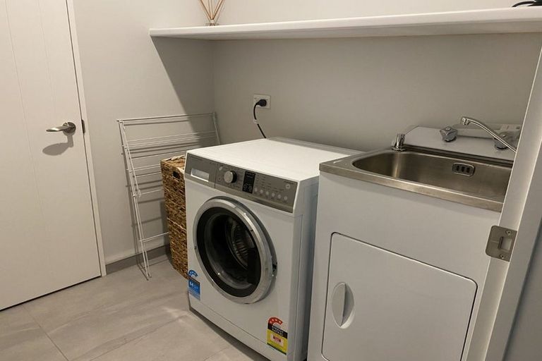 Photo of property in 10 Hillbourne Street, Halswell, Christchurch, 8025