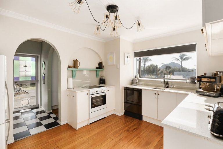 Photo of property in 26 Riverton Road, Mount Maunganui, 3116