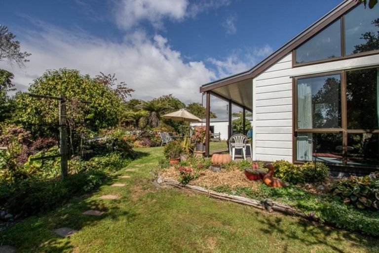 Photo of property in 12a Alexander Street, Waikanae, 5036