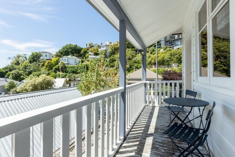 Photo of property in 124a Shakespeare Road, Bluff Hill, Napier, 4110