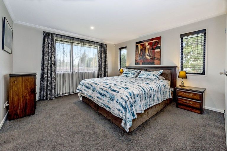 Photo of property in 69 Orrick Crescent, Avondale, Christchurch, 8061