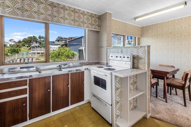 Photo of property in 10 Gould Street, Russell, 0202