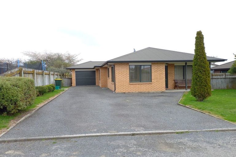 Photo of property in 6 Belle Maison Court, Levin, 5510