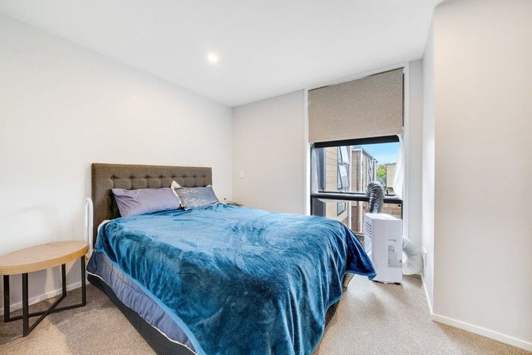 Photo of property in 2/19 Parson Lane, Papatoetoe, Auckland, 2025