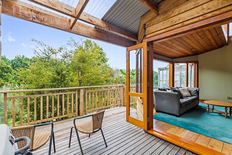 Photo of property in 81 Omaha Valley Road, Big Omaha, 0985