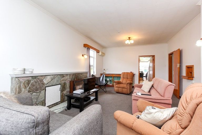 Photo of property in 27 Ngaio Street, Strandon, New Plymouth, 4312