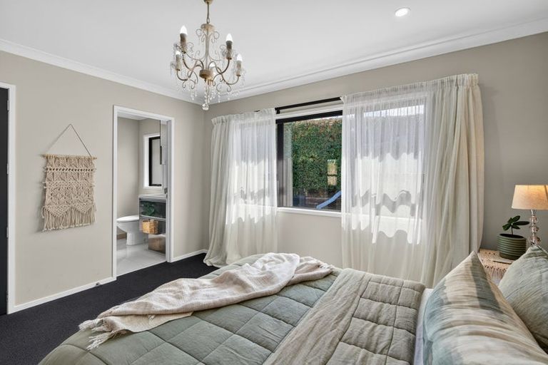 Photo of property in 3 Bickerstaffe Road, Maungaturoto, 0520