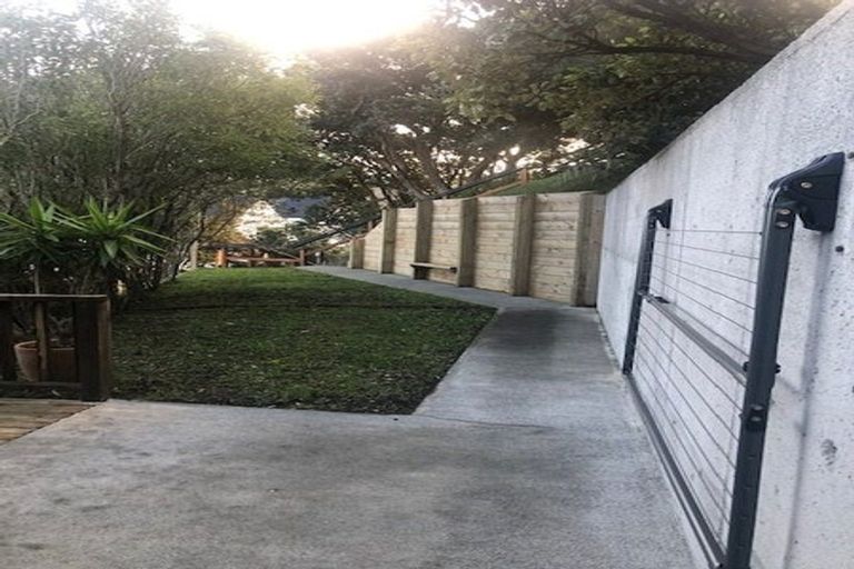 Photo of property in 3 Mace Street, Island Bay, Wellington, 6023