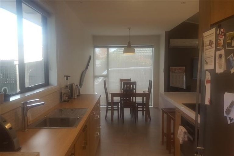 Photo of property in 15 Mirfield Place, Russley, Christchurch, 8042