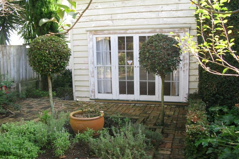 Photo of property in 13 Gunson Street, Freemans Bay, Auckland, 1011